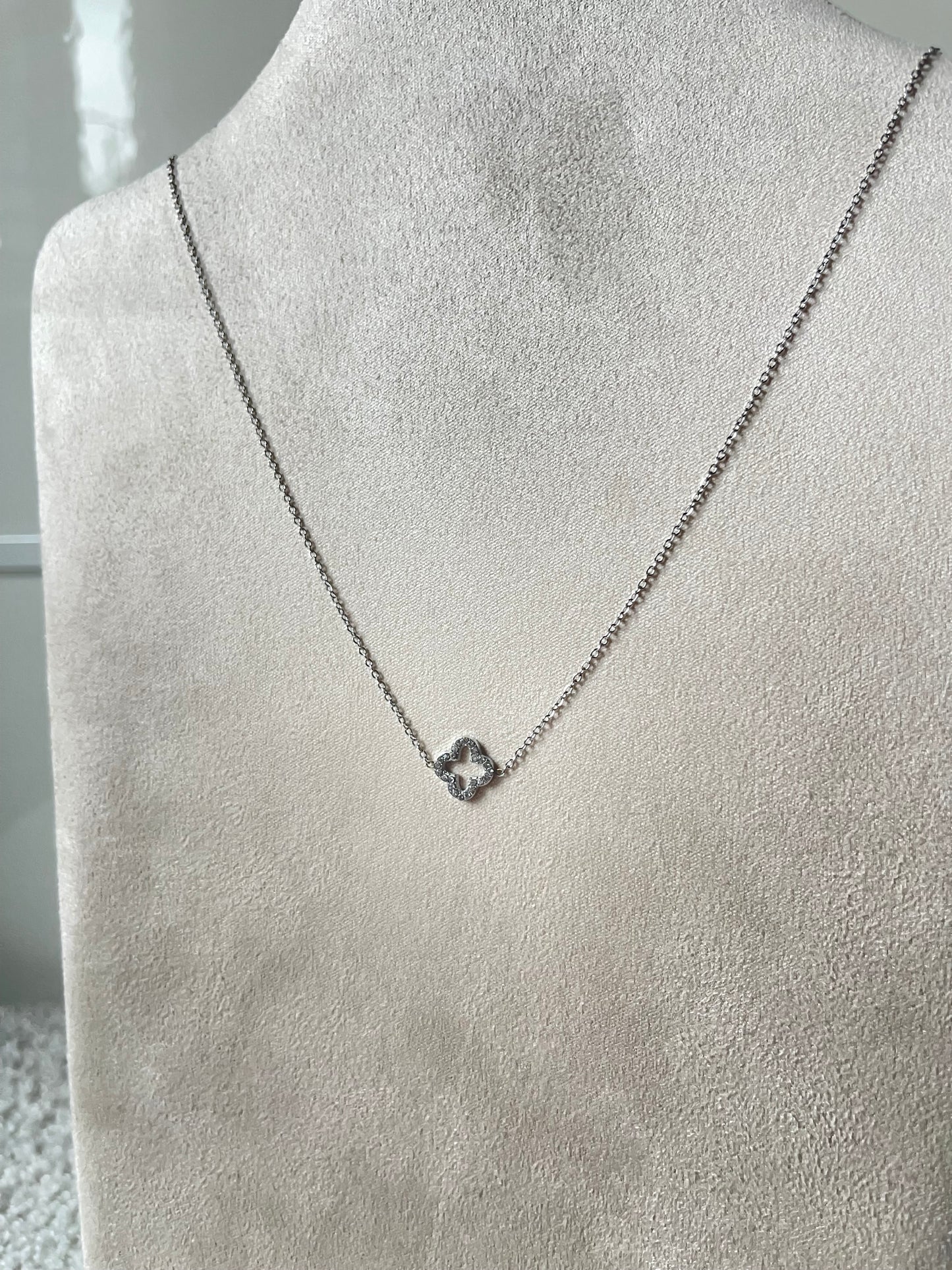 Necklace 17 - Silver