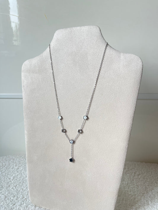 Necklace 20 - Silver