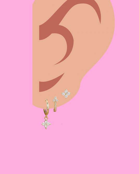 Anna - flower stud - Gold