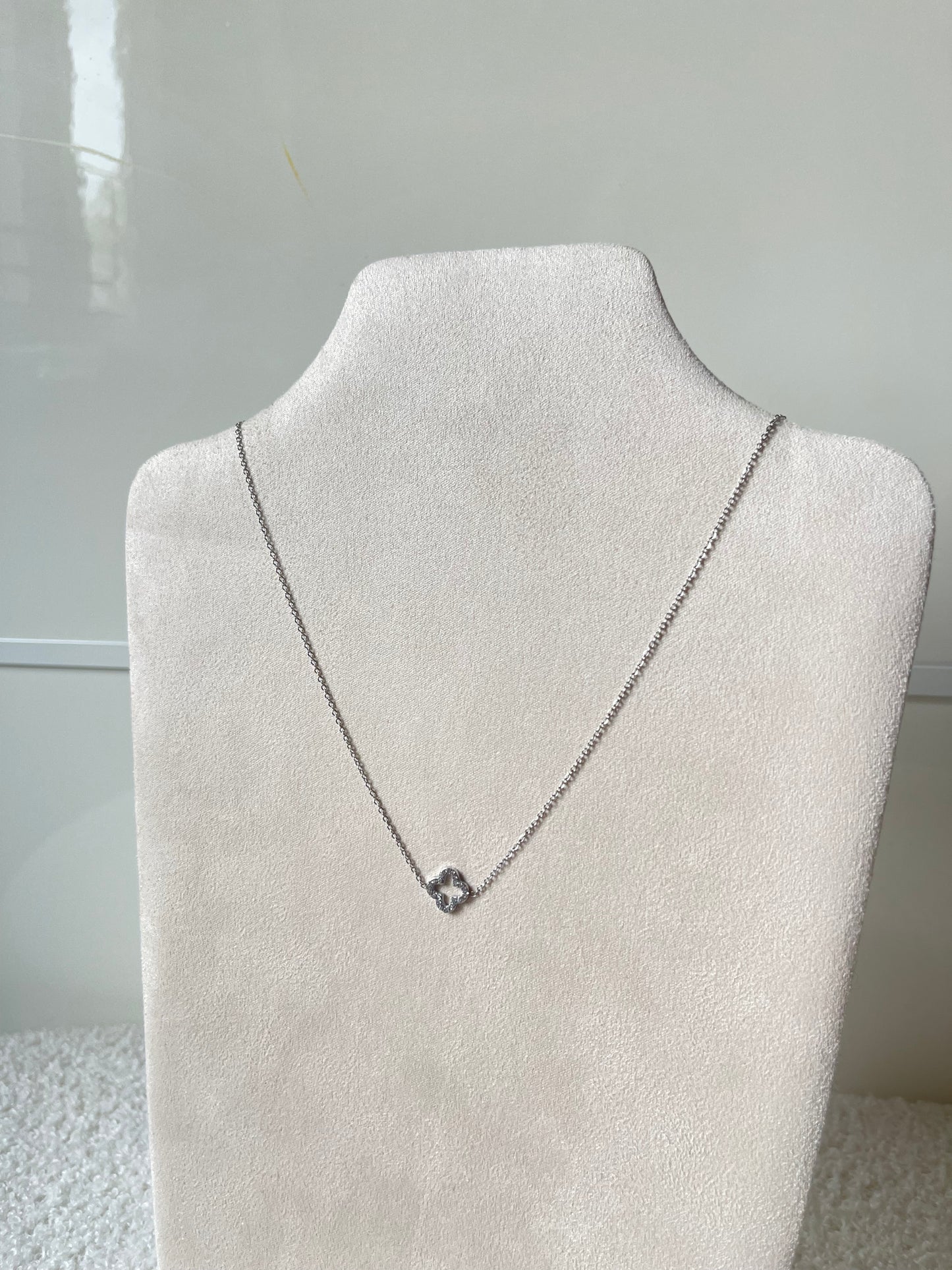 Necklace 17 - Silver