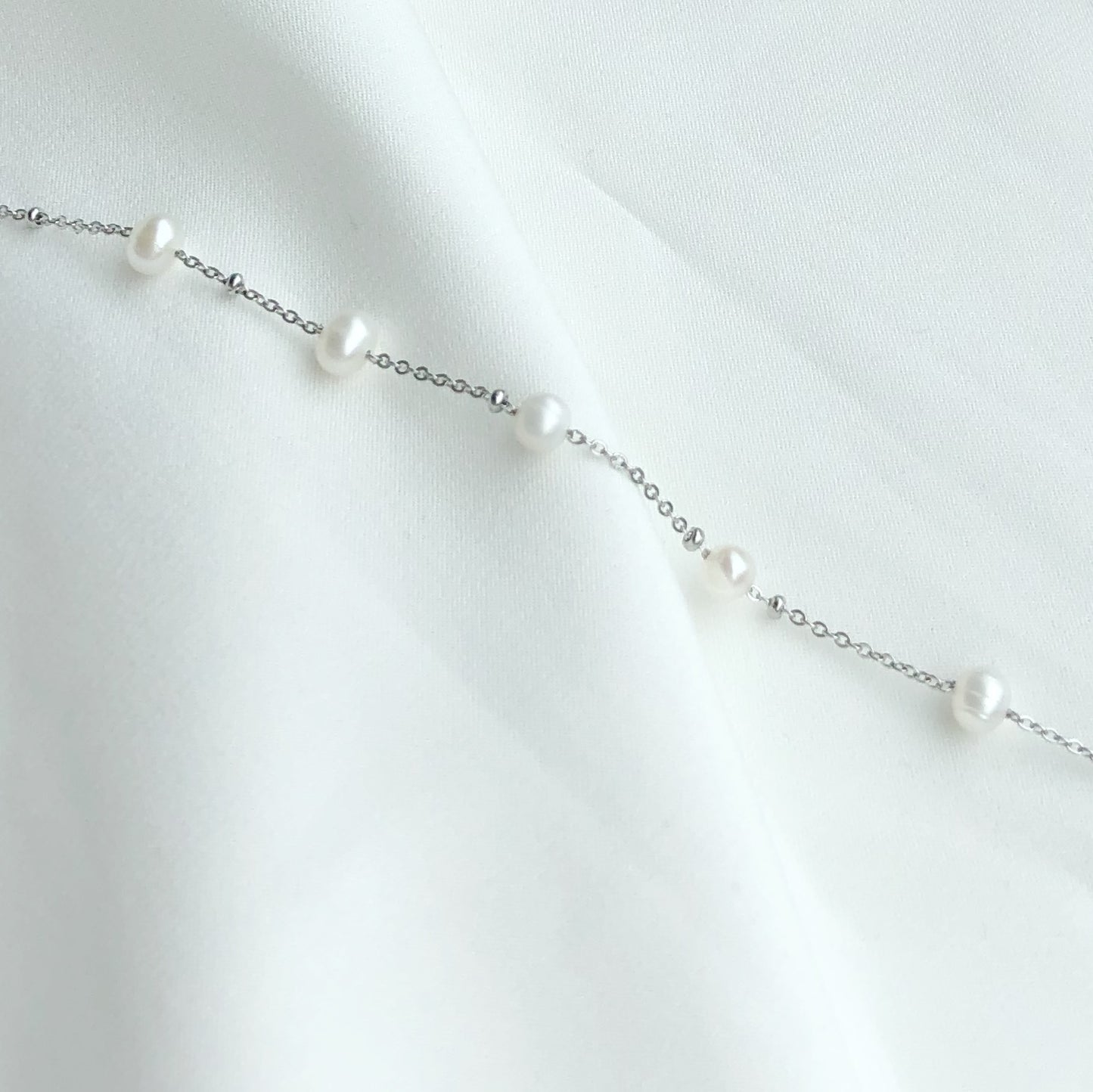 Subtile Pearl Bracelet - Silver